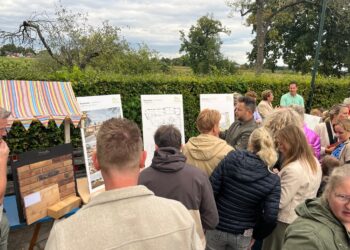 ๐ช๐ฎ๐ฟ๐บ ๐ผ๐ป๐๐ต๐ฎ๐ฎ๐น ๐๐ผ๐ผ๐ฟ ๐ป๐ถ๐ฒ๐๐๐ฏ๐ผ๐๐๐ฝ๐น๐ฎ๐ป๐ป๐ฒ๐ป ๐๐ถ๐ป๐ฑ๐ฐ๐ฒ๐ป๐๐ฟ๐๐บ ๐ข๐ฟ๐ฎ๐ป๐ท๐ฒ๐๐ฐ๐ต๐ผ๐ผ๐น