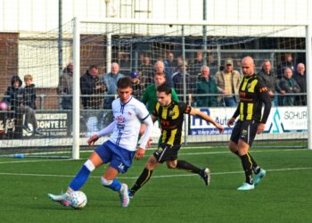 Den Ham verliest van Dos 37