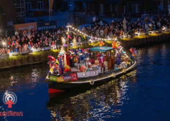 Sinterklaas warm onthaald in Vriezenveen