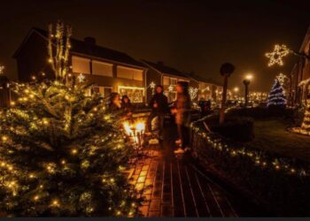 Lichtjes in het Dorp Vriezenveen straalt