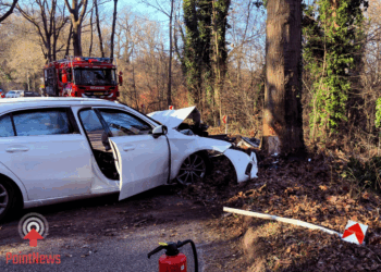 Ernstig verkeersongeval op Beerzerweg in Ommen