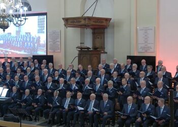 Het Chr. Mannenkoor Vroomshoop heeft twee fantastische Kerstconcerten achter de rug