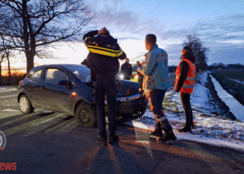 Fikse Kop-staartaanrijding op Vriezenveenseweg bij Geesteren