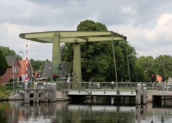 Groot onderhoud bruggen over het kanaal Almelo-De Haandrik