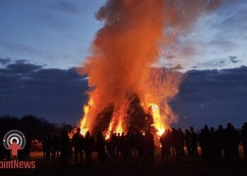 Drie paasvuren in Twenterand