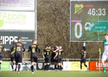 Sterk Vroomshoopse Boys wint dik verdiend de derby tegen DOS’37