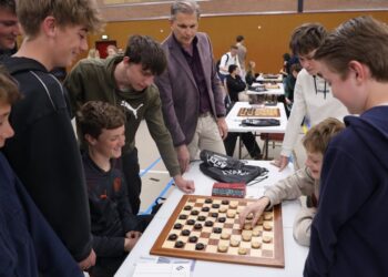 NK Jeugddammen feestelijk van start in Westerhaar