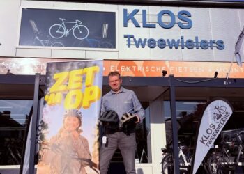 Veilig Verkeer Nederland staat in Vriezenveen