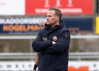 Jos van der Veen tijdelijk trainer DETO in nacompetitie