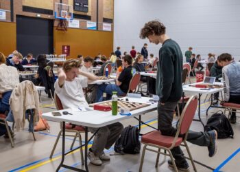Kampioen Spijker loopt averij op