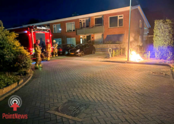 Brandstichting vernielt kliko in Vroomshoop Politie zoekt getuigen