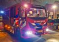 Brandweer bevrijdt eend uit visdraad in Vriezenveen
