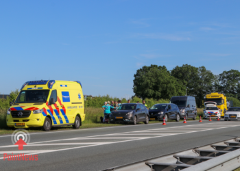 Aanrijding op de N36 bij Vriezenveen Geen gewonden