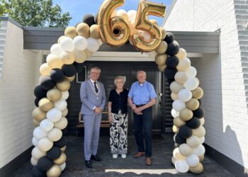 Henk en Hennie Meulenbeld vieren 65 jarig huwelijk