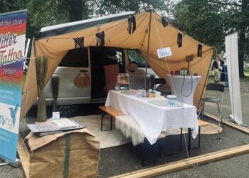 Volop plezier voor de kinderen tijdens het Bos Food en Drinksfestival in Daarle