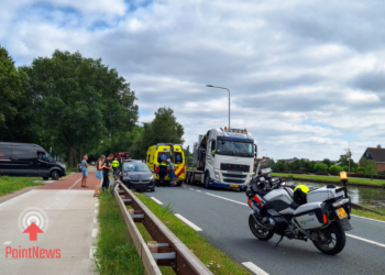 Fietser gewond na aanrijding in Vriezenveen
