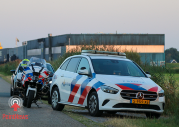 Politie actie na melding van een verdachte situatie langs het spoor in Vriezenveen
