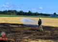 Brand op akker aan Hammerdijk in Vroomshoop snel geblust