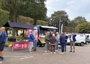 Buurt maakt Webbinkstraat in Westerhaar groener