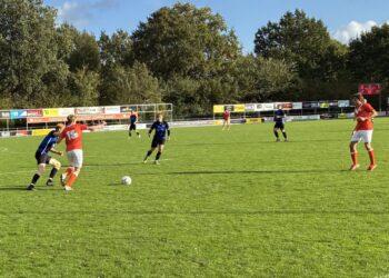 Voorwaarts heeft een matige dag en verliest