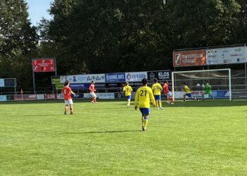 Voorwaarts pakt volle buit tegen sterk Sportlust Vroomshoop