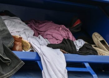 Nieuwe textielcontainers in Vroomshoop en Westerhaar-Vriezenveensewijk